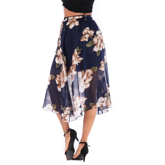 Floral Chiffon Skirt - Picture 6 of 8